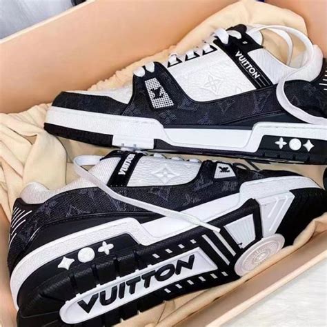 scarpe uomo louis vuitton 2021|louis vuitton lv trainer.